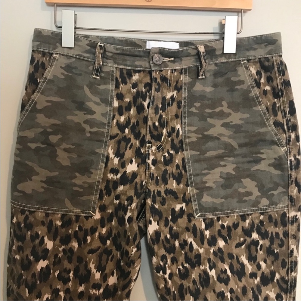 CURRENT/ELLIOT Camo Leopard Cropped Ankle Pants - Picture 5 of 14
